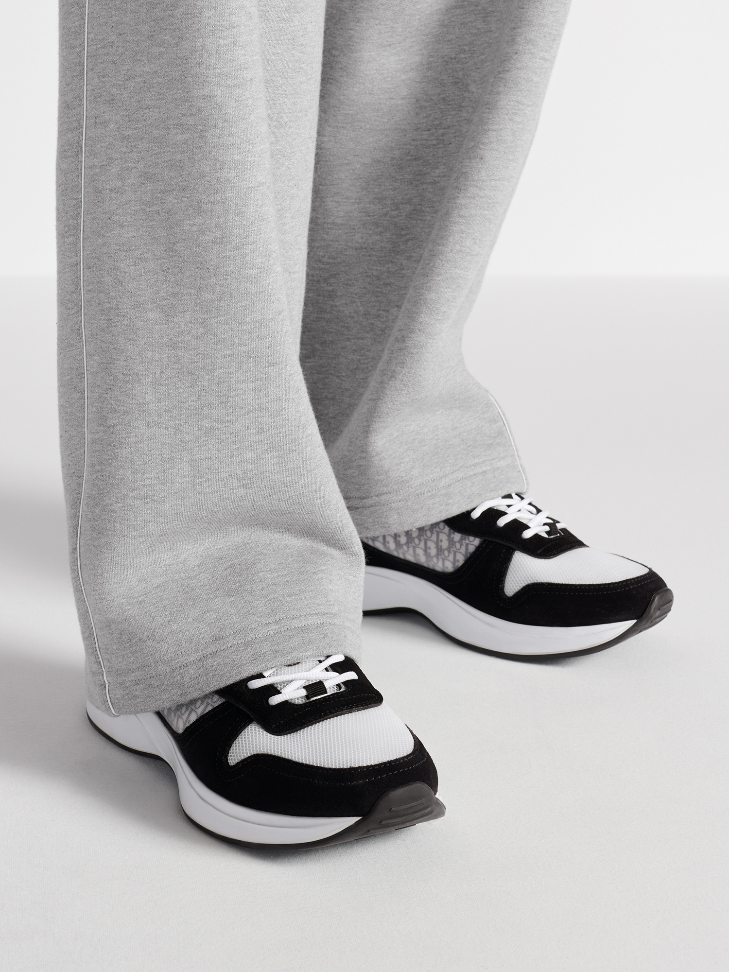 B25 Runner Lifestyle